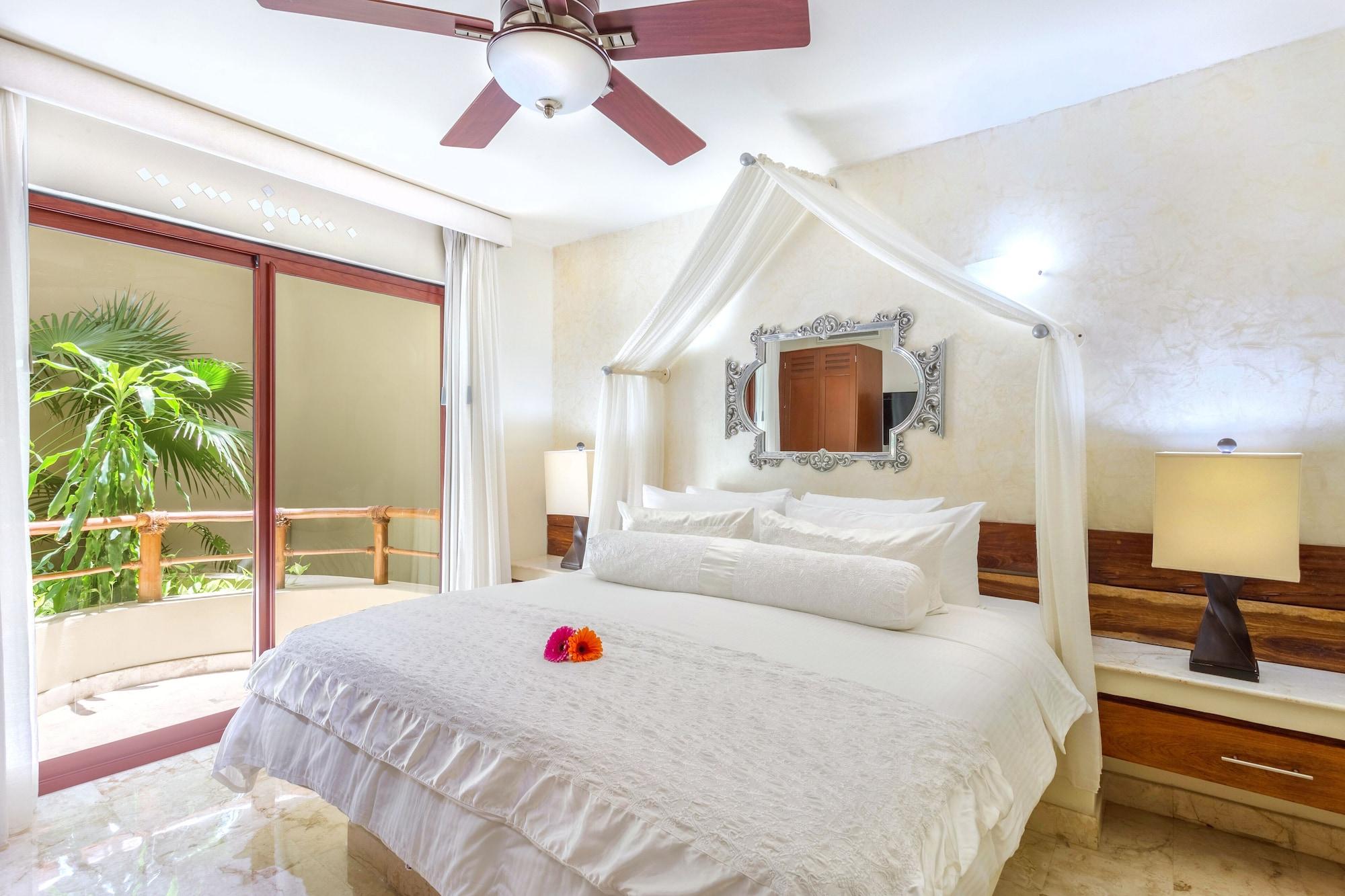 Maya Villa Condo Hotel And Beachclub Playa del Carmen Kültér fotó