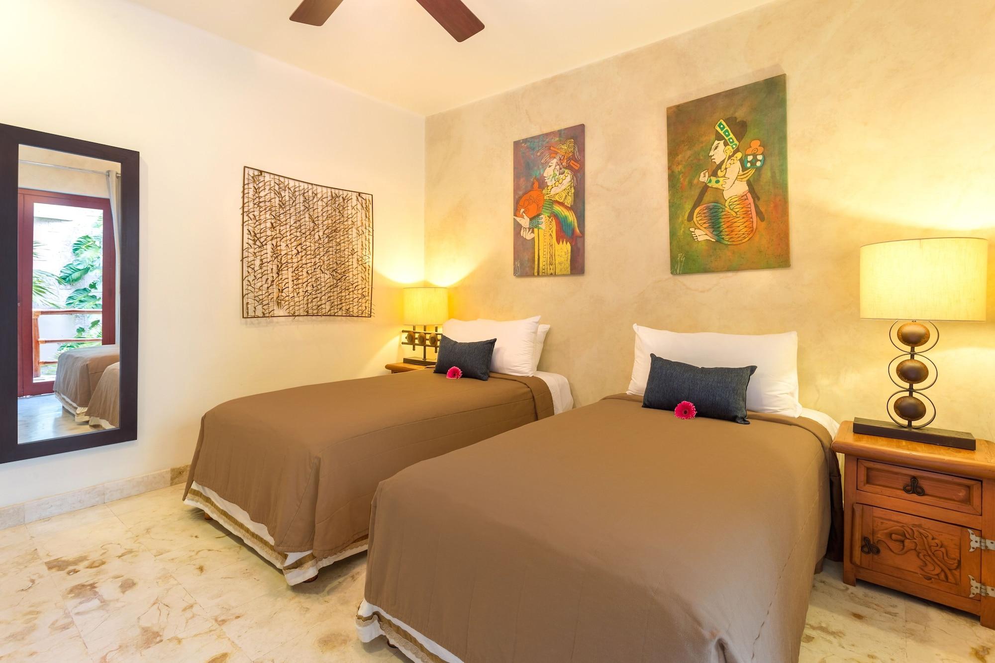 Maya Villa Condo Hotel And Beachclub Playa del Carmen Kültér fotó