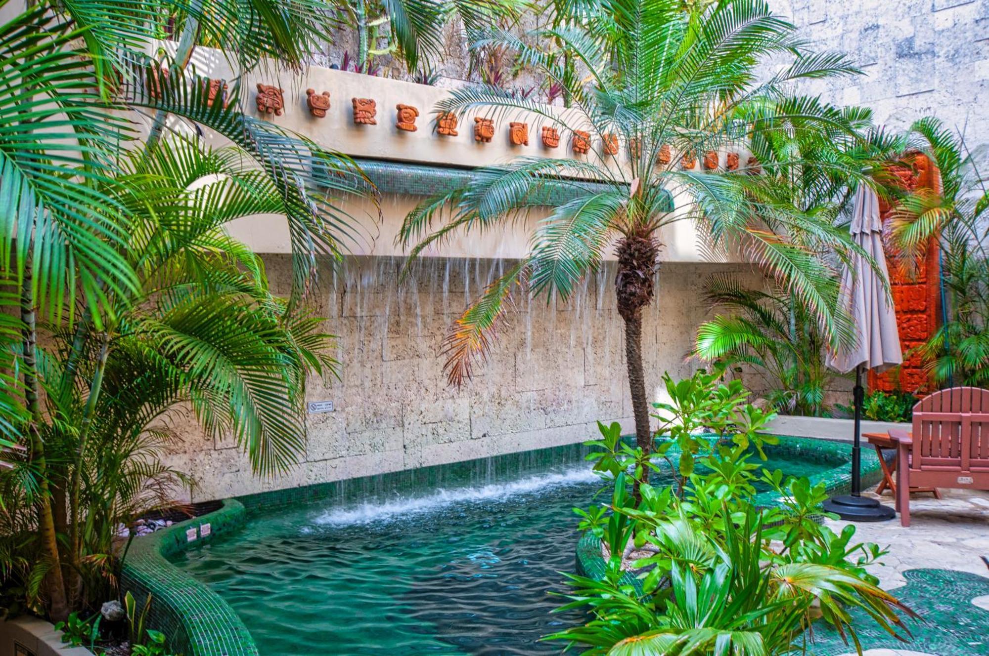 Maya Villa Condo Hotel And Beachclub Playa del Carmen Kültér fotó